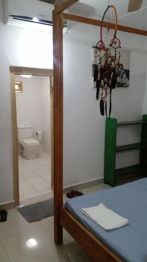 Allens Home Stay Джафна Екстериор снимка