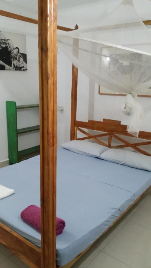 Allens Home Stay Джафна Екстериор снимка