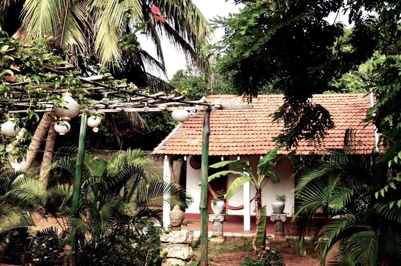 Allens Home Stay Джафна Екстериор снимка